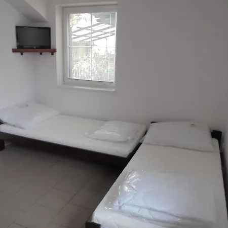 Ubytovani Apartman U Langru Lägenhet *