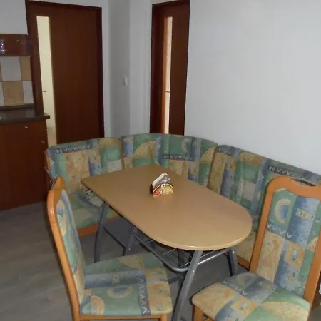 Lägenhet Ubytovani Apartman U Langru Velky Osek